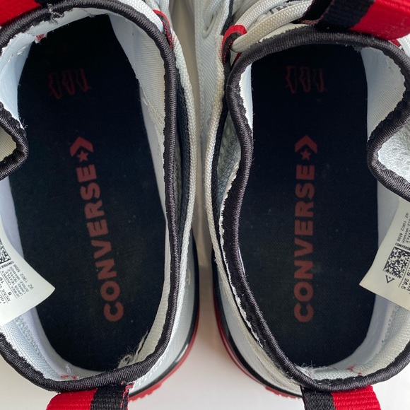 Converse - Picture 4 of 15